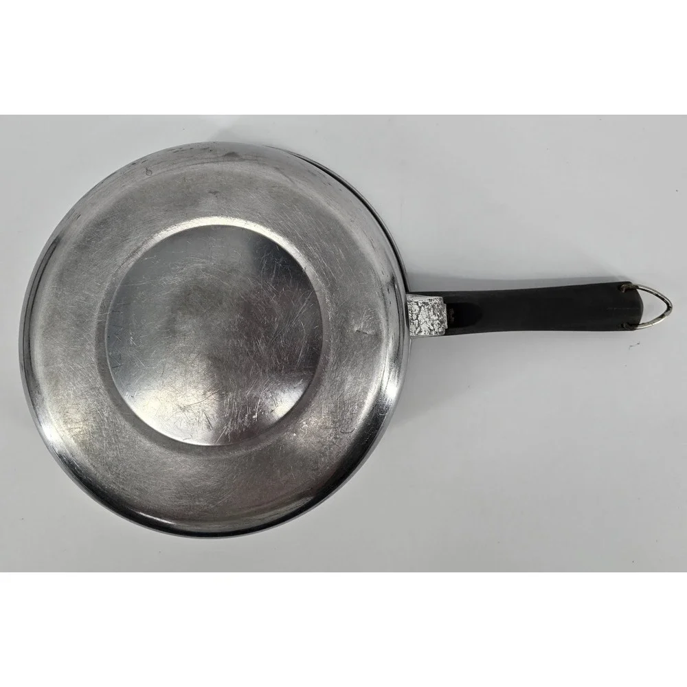 Vtg Regal Ware Imperial 18-8 3 Ply Stainless Steel 3 Qt Saucepan W/ Lid Bakelite